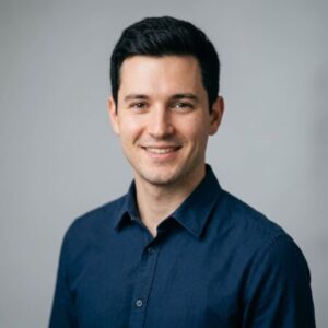 Profile photo of Sam Lee